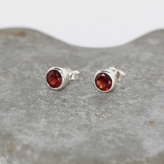 January Garnet Birthstone Studs - St Silver