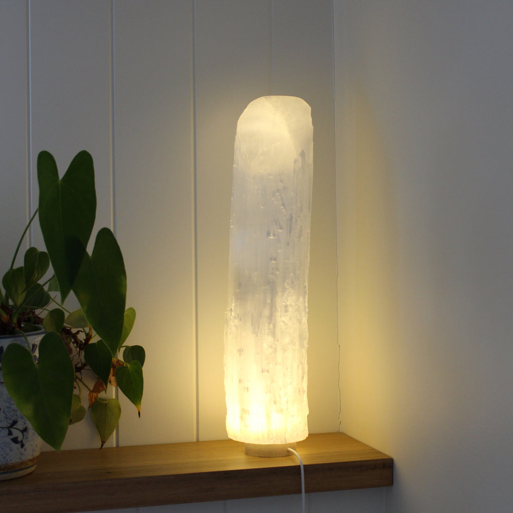 Lipstick lamp selenite 40cm