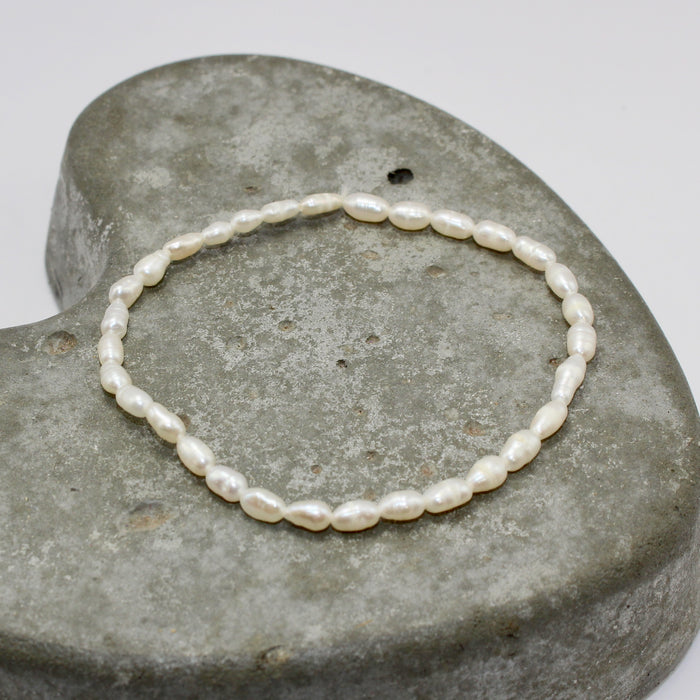 Pearl fine bracelet