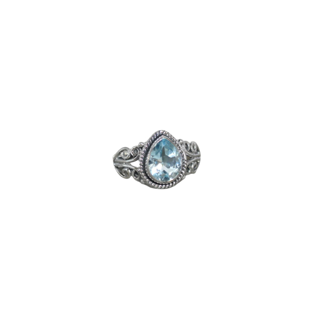 Vivian ring in blue topaz sterling silver