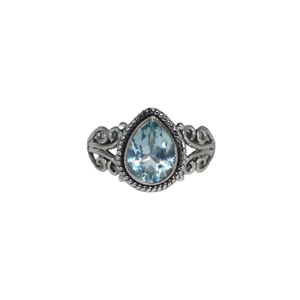Vivian ring in blue topaz sterling silver