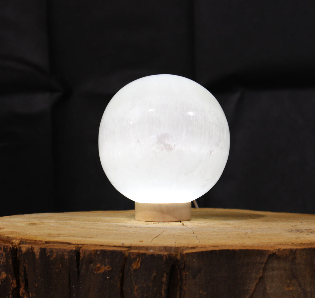Sphere Selenite Lamp