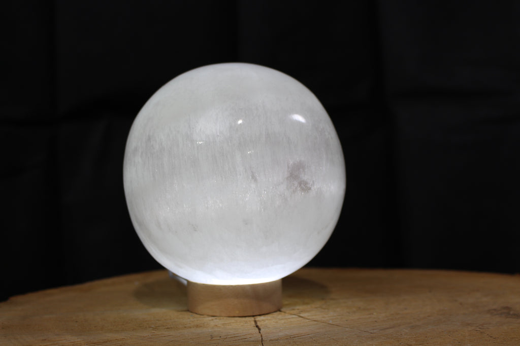 Sphere Selenite Lamp