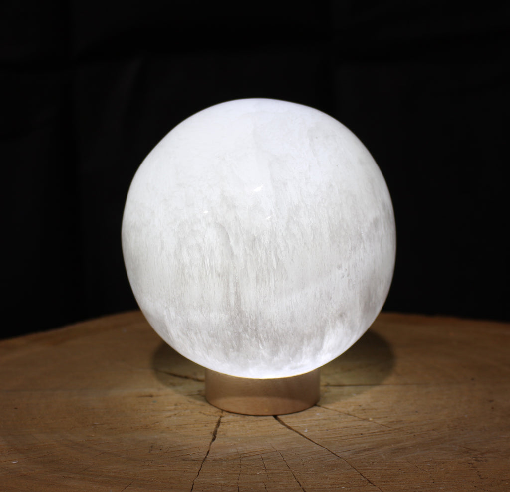 Sphere Selenite Lamp