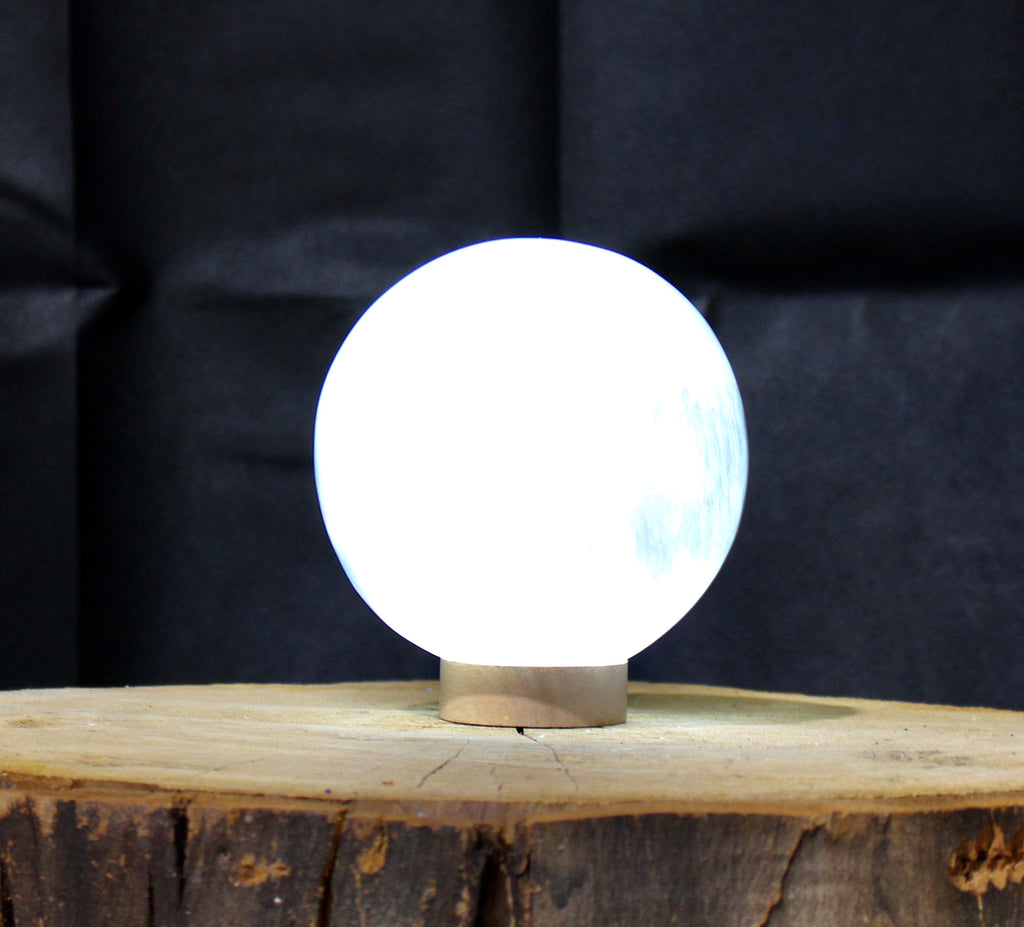Sphere Selenite Lamp