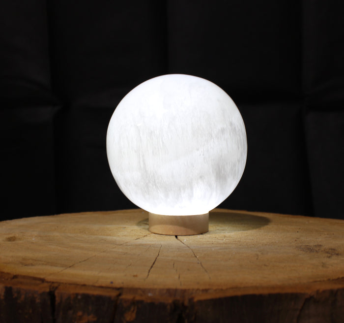 Sphere Selenite Lamp